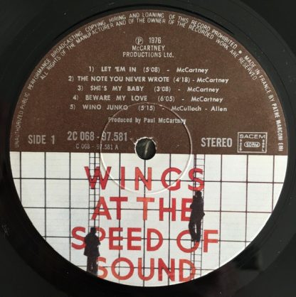 label vinyle 33tours artiste wings titre wings at the speed of sound vinyle d'occasion originvinylstore montauban