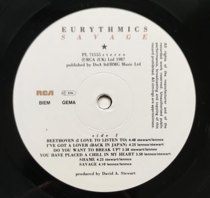label vinyle record lp 33tours eurythmics titre savage album vente vinyle d'occasion originvinylstore disquaire montauban tarn et garonne occitanie magasin de musique vintage